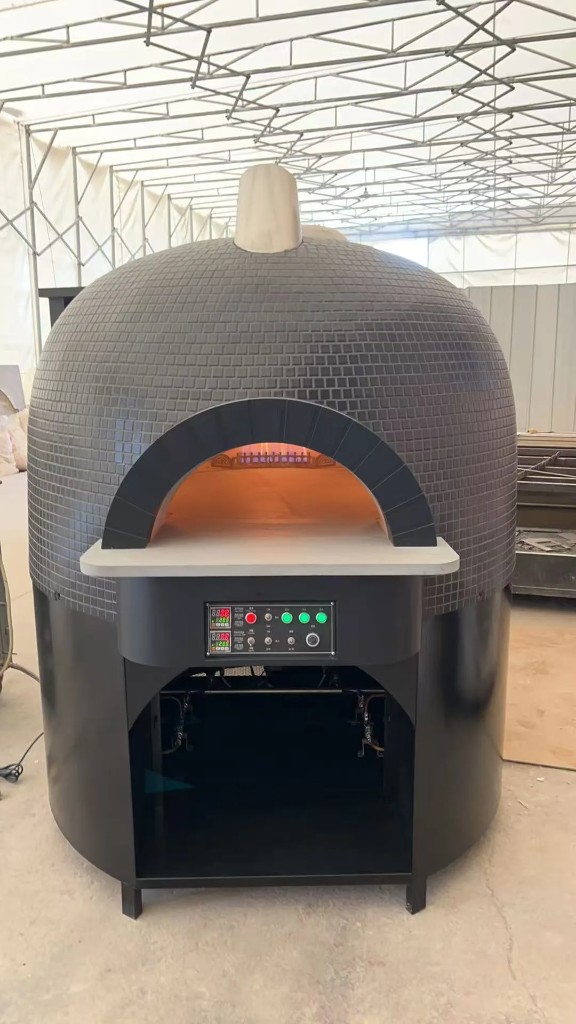 Commercial pizza oven black mosaic dome gas flame